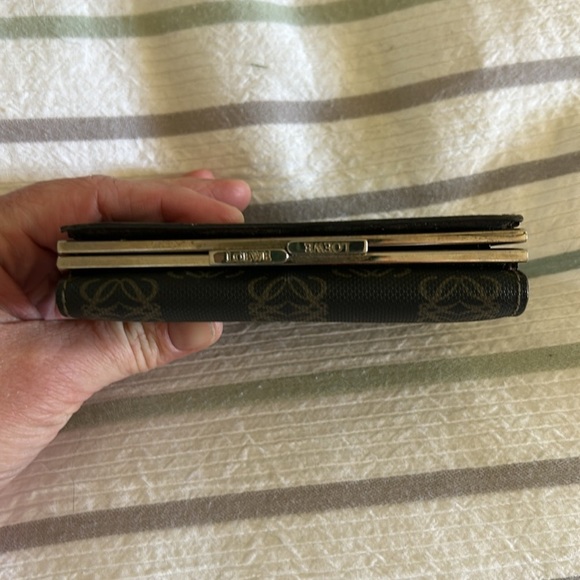 LOEWE Anagram Pattern PVC x Leather - Picture 4 of 11